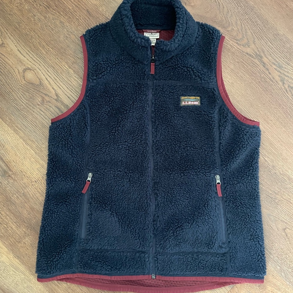 L.L. Bean Navy Blue with Burgundy Trim Fleece Teddy Vest NWOT
